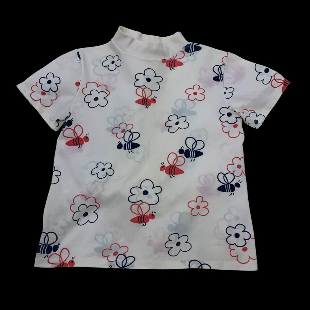 Vintage Sears Winnie The Pooh Tee Bees & Flowers Print